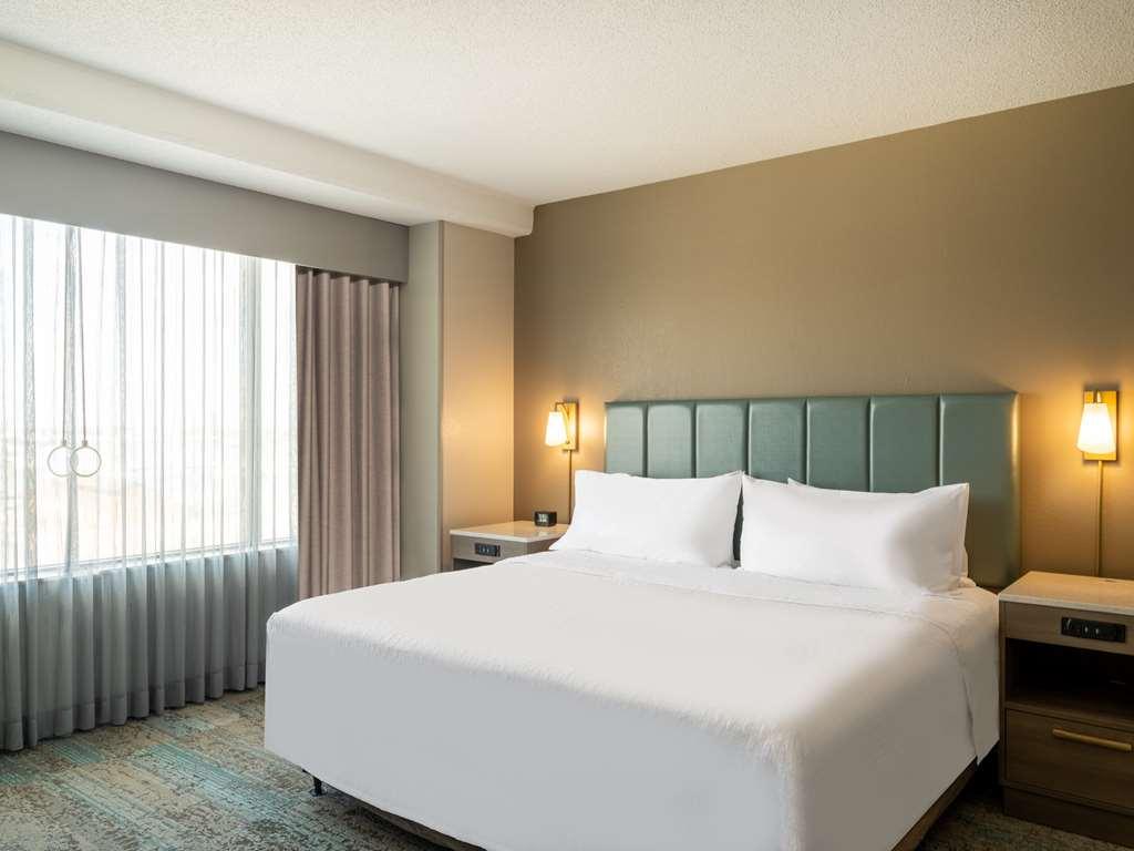 Homewood Suites By Hilton Toledo Downtown Chambre photo